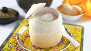 chung-yen-voi-nuoc-dua-tuoi