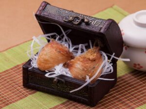 hong-yen-va-huyet-yen-2