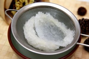 nen-mua-yen-tuoi-hay-yen-kho-3